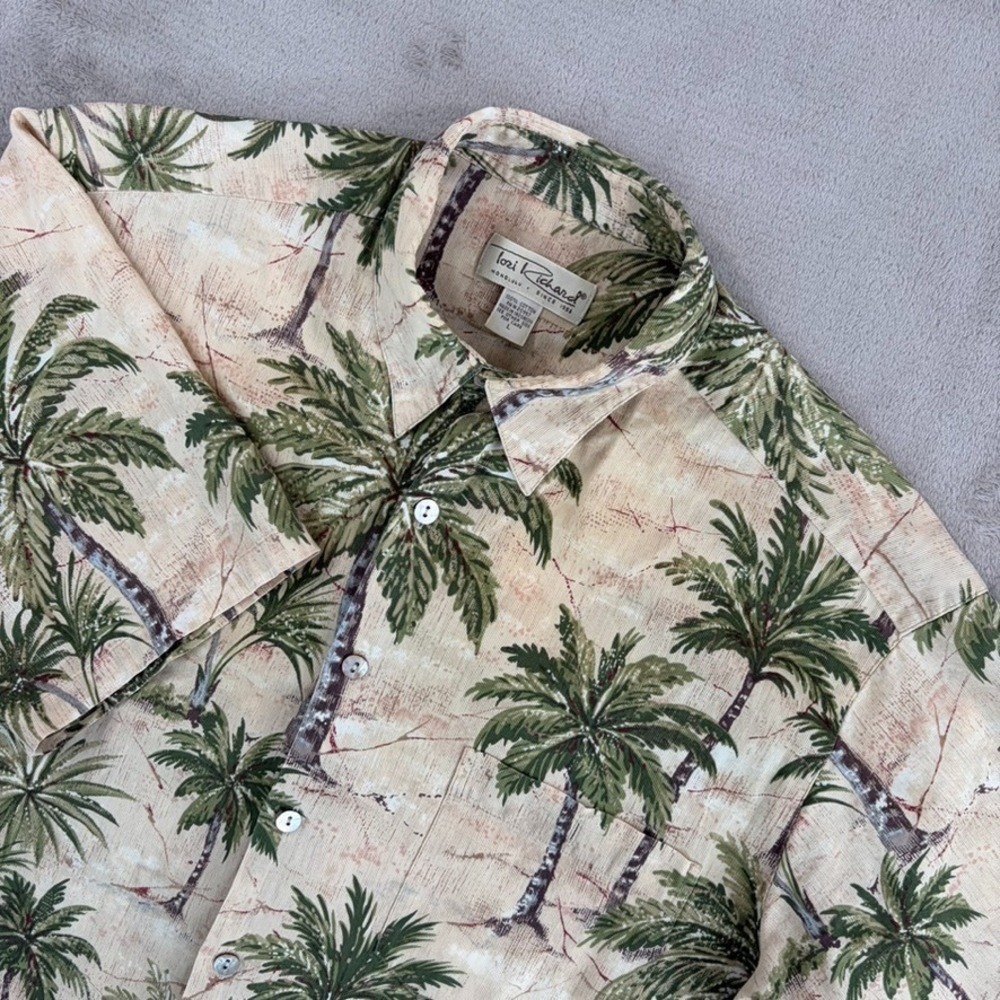 Vintage Tori Richard Hawaiian Shirt in Multi Palm Trees AOP Men Large Resort